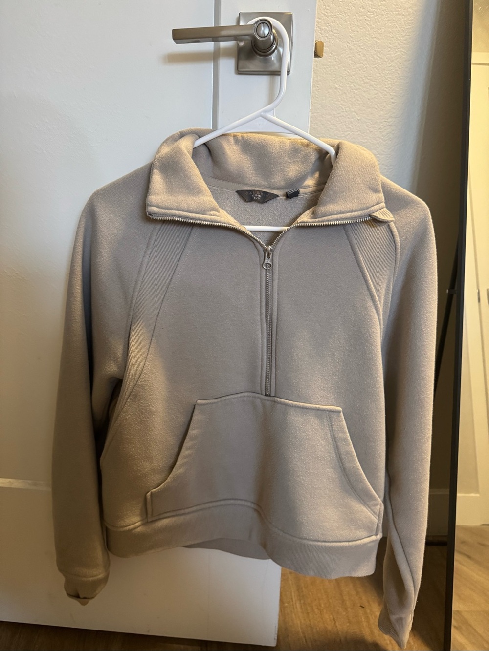 Half-Zip Pullover Sweatshirt in Light Taupe